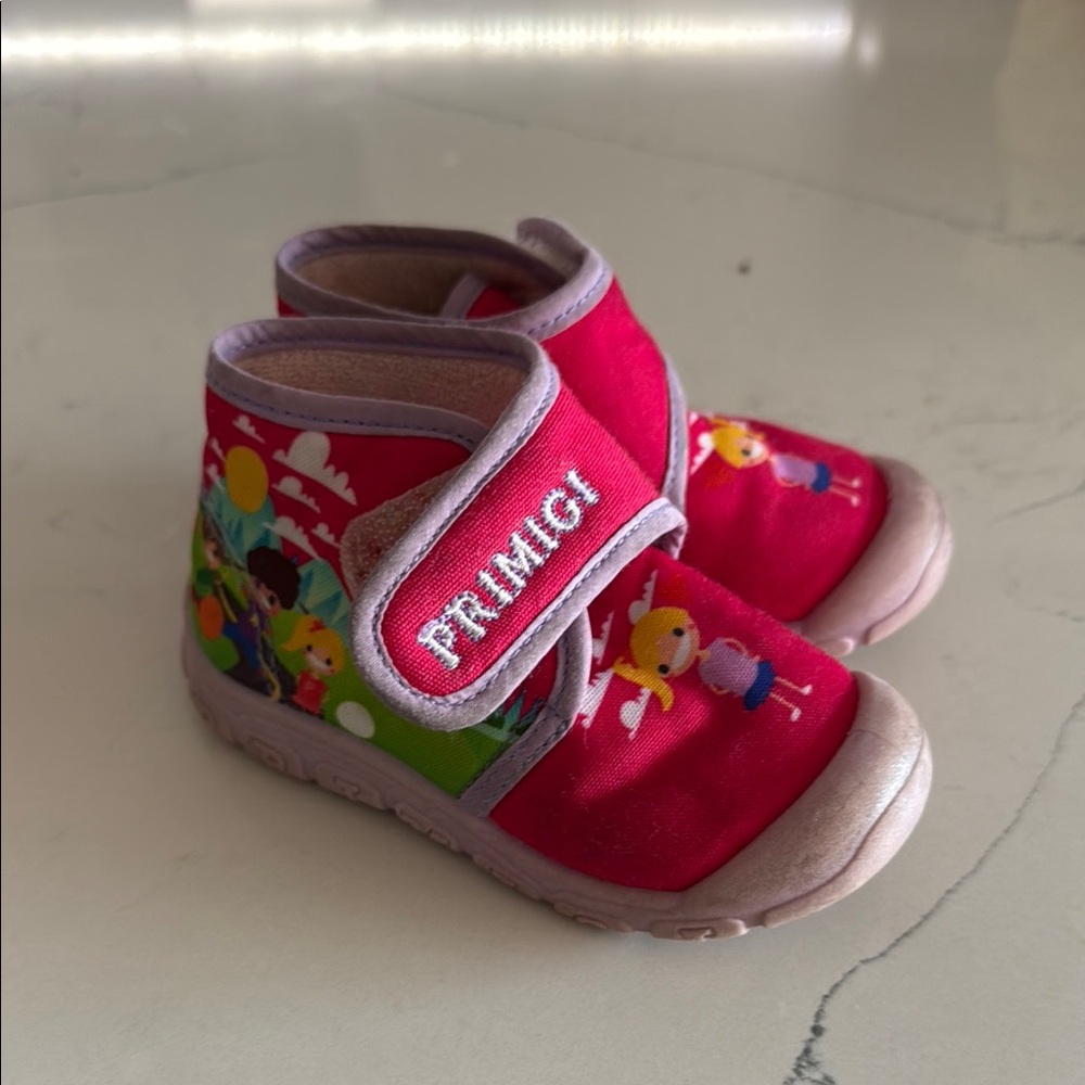 Primigi Kids Pink Slippers with Playful Design size 6